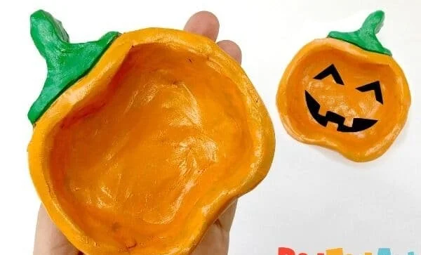 Holiday Pumpkin Pinch Pot